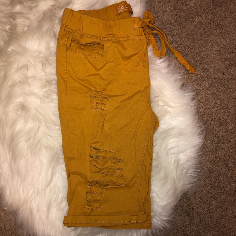 Super Cute Destroyed Shorts 💫
